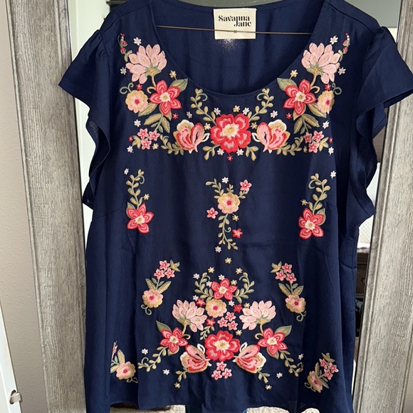 Tops - Savannah Jane embroidered blouse. Super cute! Size 1X.